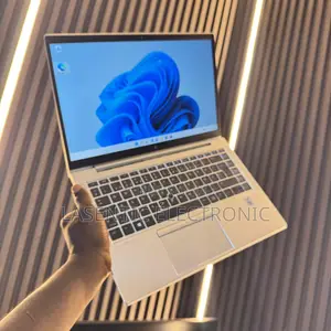 New Ordinateur Portable HP EliteBook 840 G7 8GB Intel Core I7 SSD 256GB