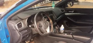 Nissan Maxima 2022 Bleu
