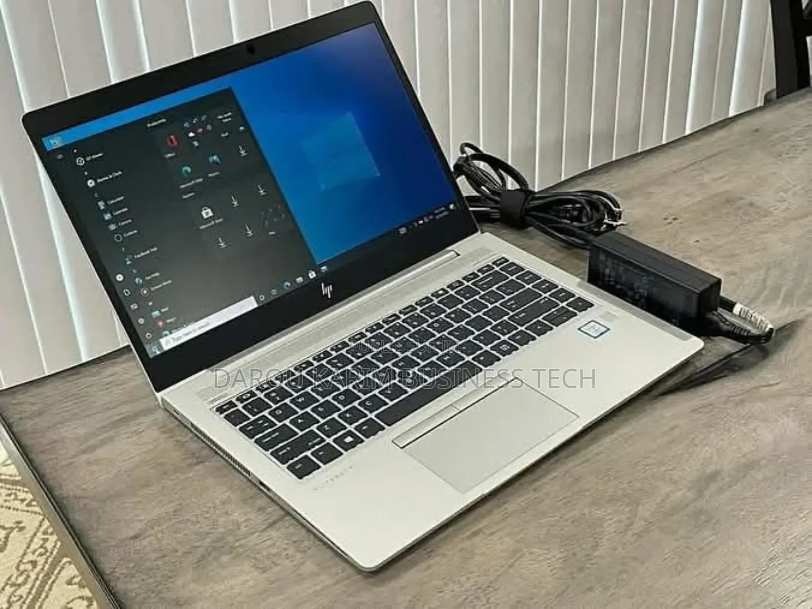 New Ordinateur Portable HP EliteBook 840 G6 8GB Intel Core I5 SSD 256GB