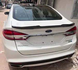 Photo - Ford Fusion Titanium FWD 2017 Gris