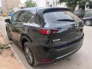 Photo - Mazda CX-5 Grand Touring AWD 2018 Noir