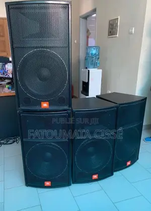 Photo - Vente Des Baffles JBL a Tres Bon Prix