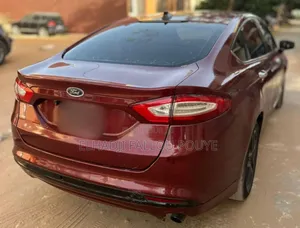 Ford Fusion Titanium 4dr Sedan AWD w/EcoBoost (2.0L 4cyl Turbo 6A) 2014