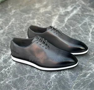 Photo - Chaussures De Ville Berluti