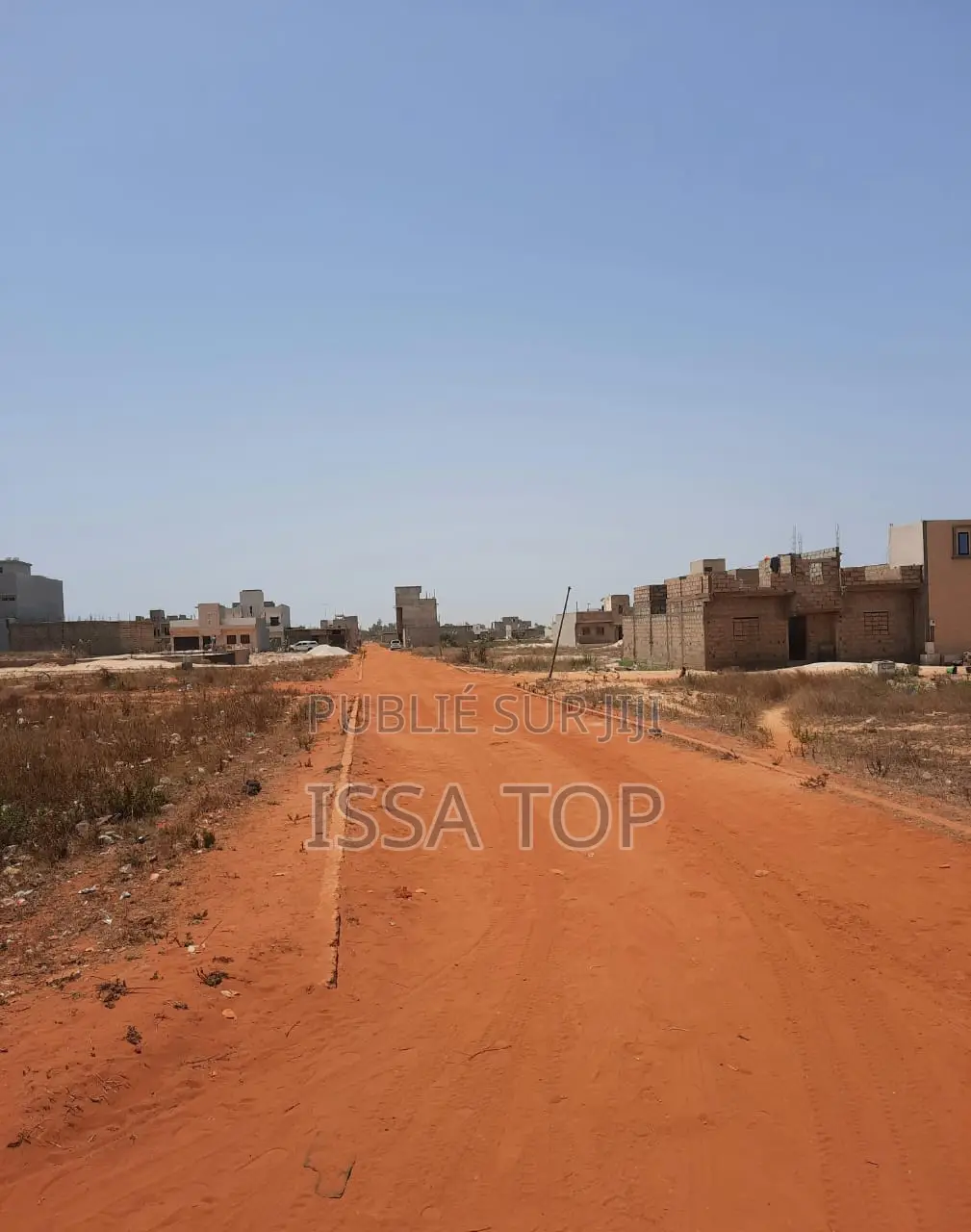 Terrain De 200m2 Titre Foncier Comico Bambilor