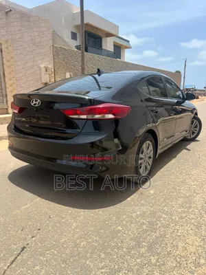 Hyundai Elantra 2018 Noir