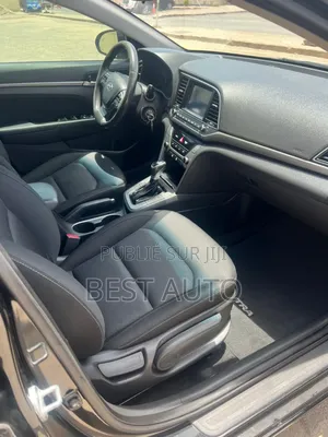 Hyundai Elantra 2018 Noir