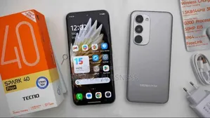 New Tecno Spark 40 Pro+ 256 GB Noir