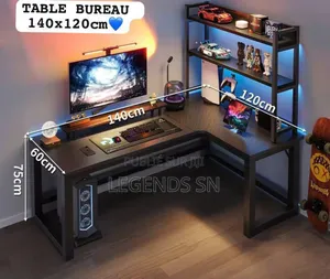 Photo - Table De Bureau 140x120cm