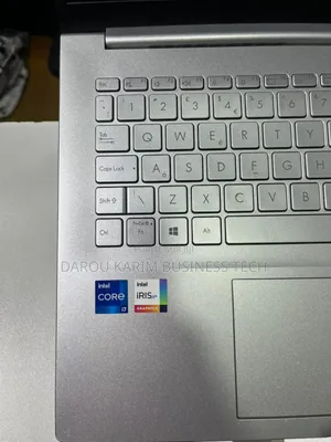 New Asus VivoBook 15 X505BA 16GB Intel Core I7 SSD 512GB