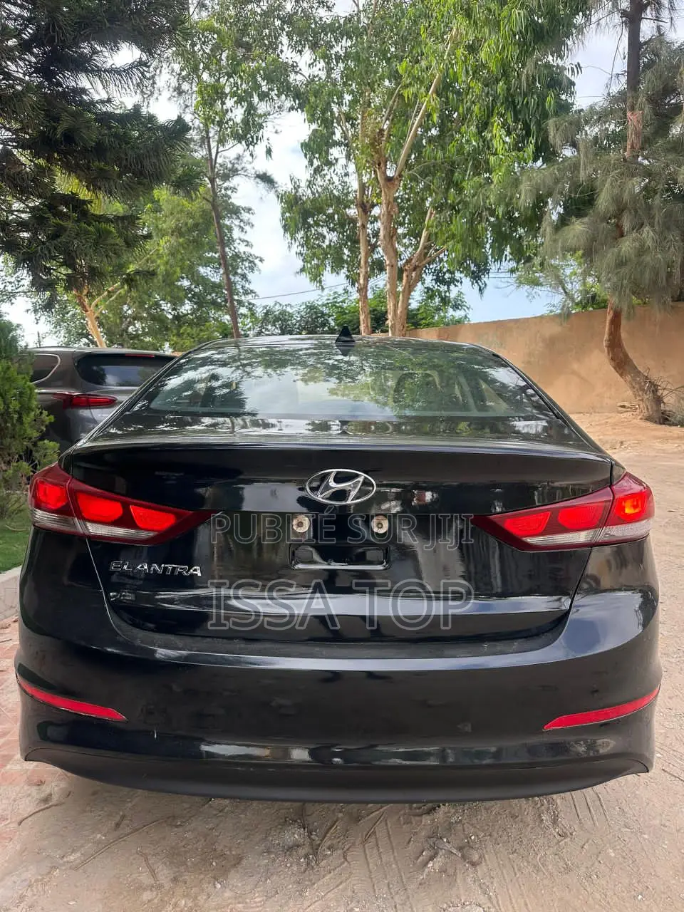 Hyundai Elantra 2018 Black