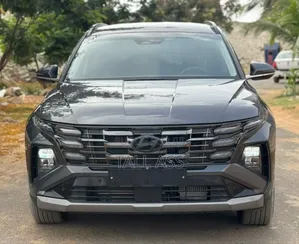 Photo - Hyundai Tucson SE 2024 Gris