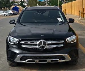 Photo - Mercedes-Benz GLC-Class 2019 Noir