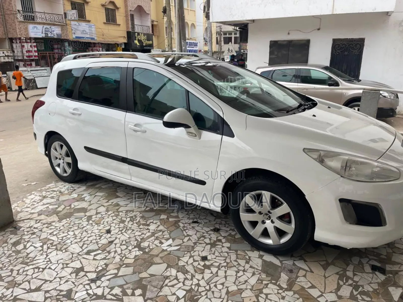 PEUGEOT 308 2012 Blanc