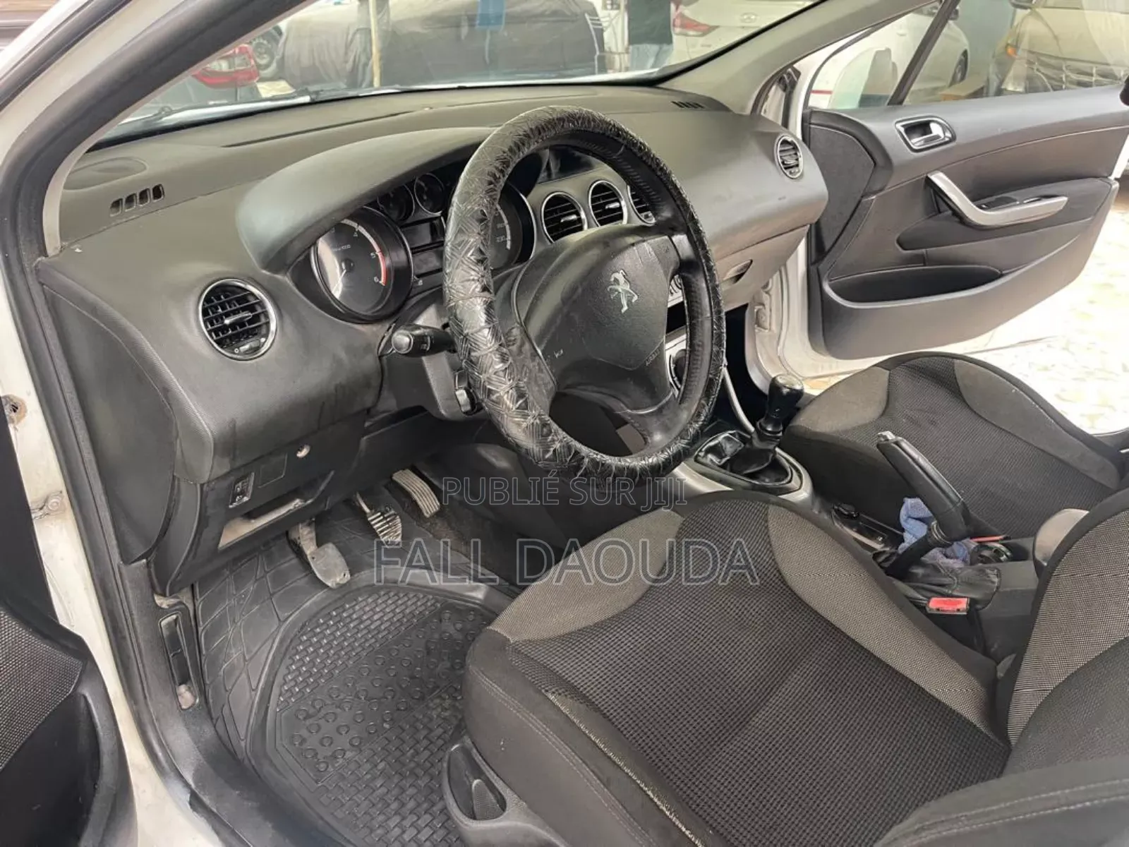 PEUGEOT 308 2012 Blanc