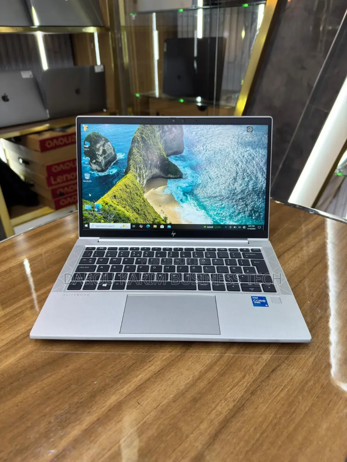 New HP EliteBook 830 G8 16GB Intel Core I5 SSD 256GB