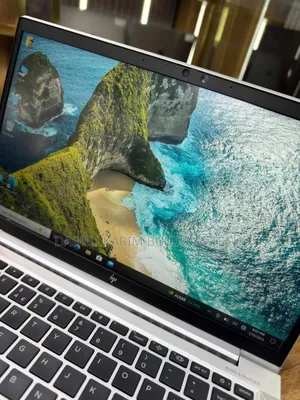 New HP EliteBook 830 G8 16GB Intel Core I5 SSD 256GB