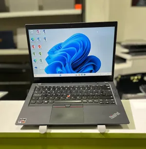 New Ordinateur Portable Lenovo ThinkPad T14 16GB AMD Ryzen 7 SSD 512GB