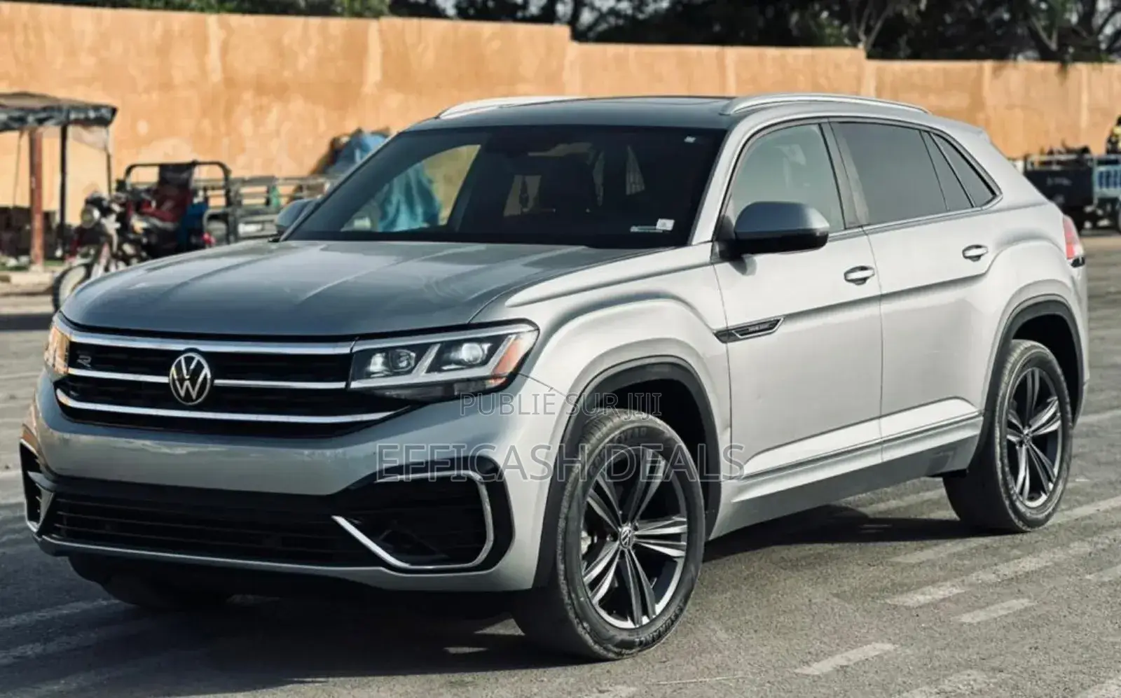 Volkswagen Atlas 3.6L SE w/Technology 2021 Gris