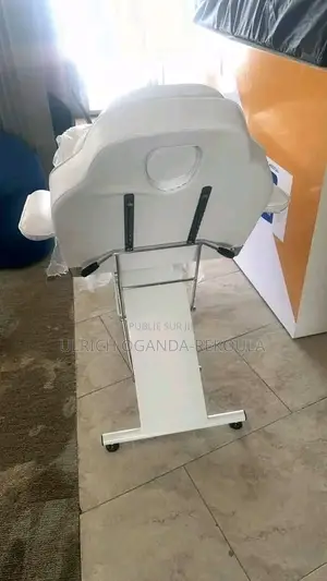 Photo - Chaise Medico-Estetique