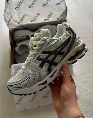 Assics Gel Kayano 14