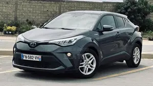 Photo - Toyota C-HR 2019 Gris