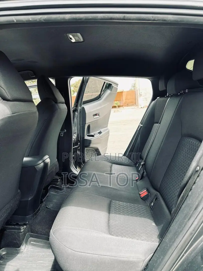 Toyota C-HR 2019 Gris