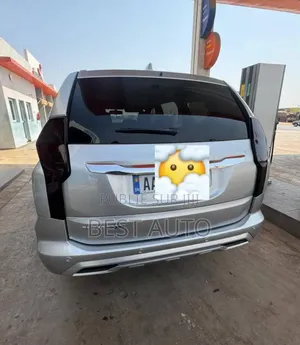 Mitsubishi Pajero 2023 Gris