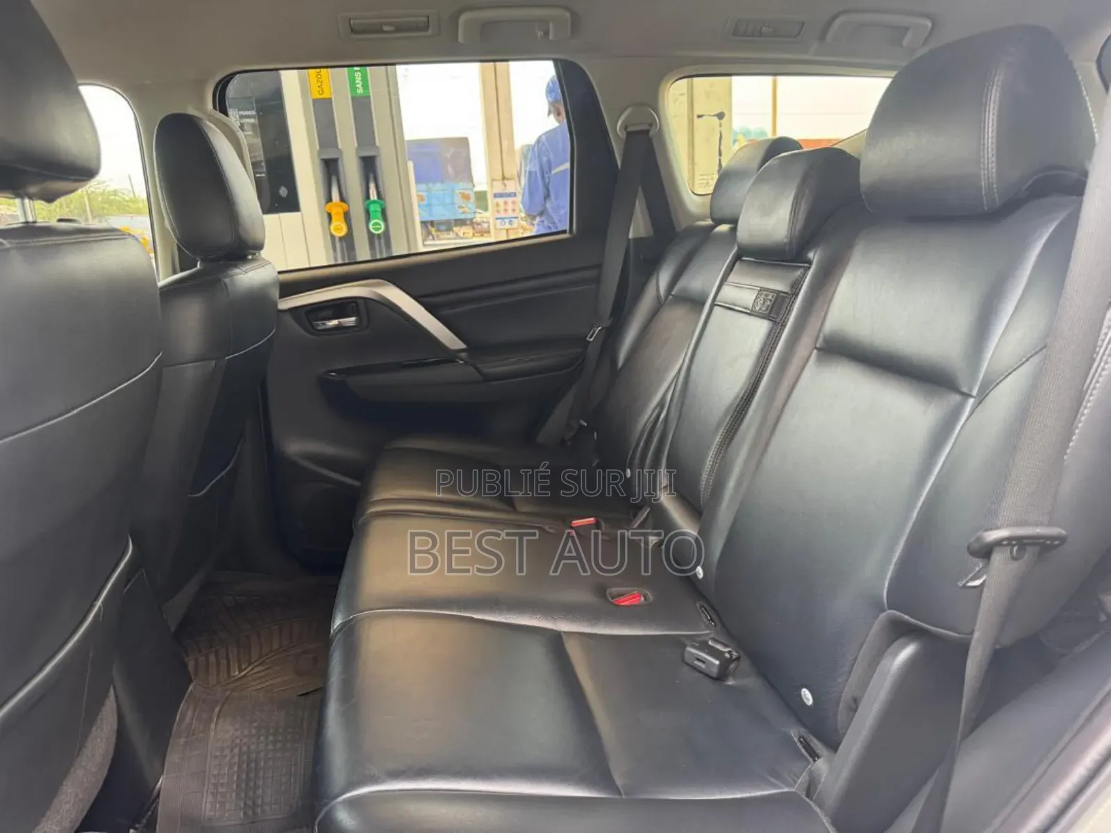 Mitsubishi Pajero 2023 Gris