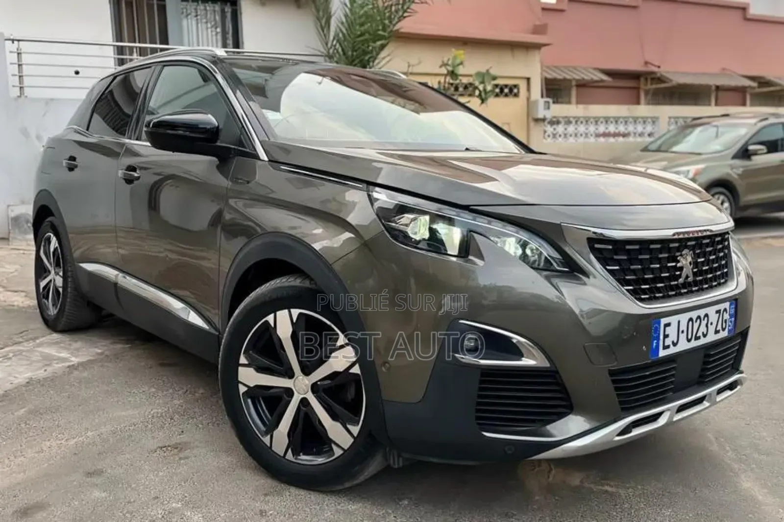 PEUGEOT 3008 2018 Beige