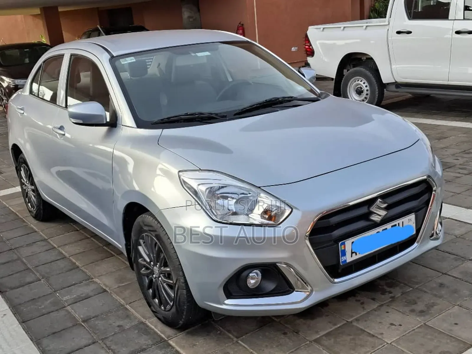 Suzuki Dzire 2024 Gris