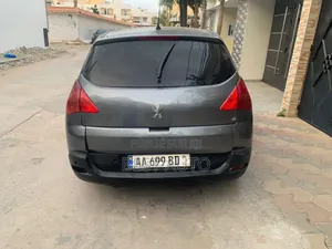 PEUGEOT 3008 2016 Gris