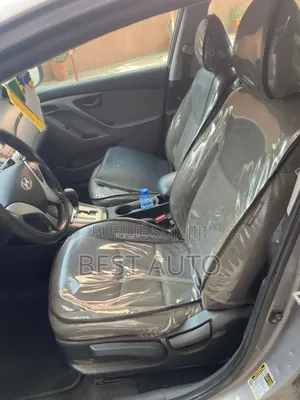 Hyundai Elantra 2014 Gris