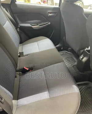 Toyota Starlet 2021 Bleu