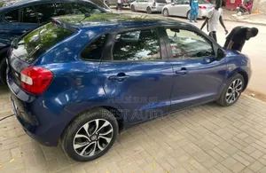 Toyota Starlet 2021 Bleu