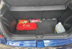 Toyota Starlet 2021 Bleu