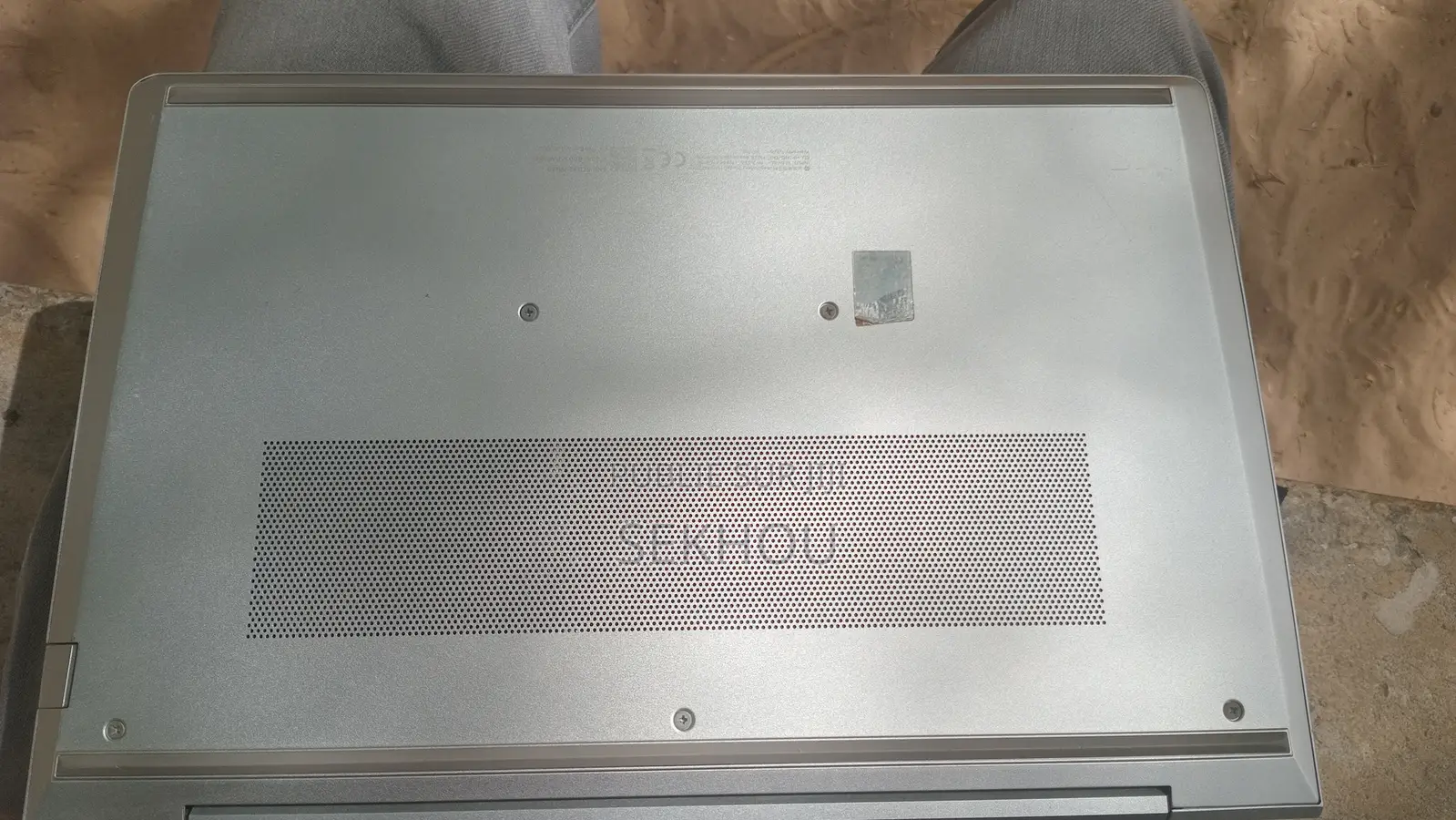 Ordinateur portable HP ProBook 440 G10 16GB Intel Core i5 SSD 500GB