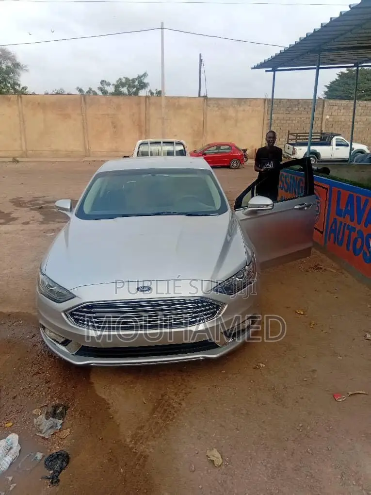 Ford Fusion Titanium AWD 2017 Gris