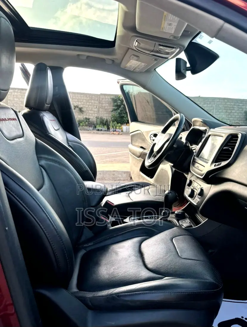 Jeep Cherokee 2019 Rouge