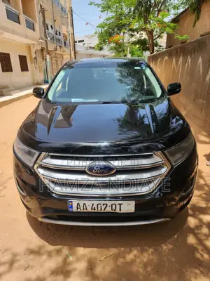 Photo - Ford Edge 2015 Gris