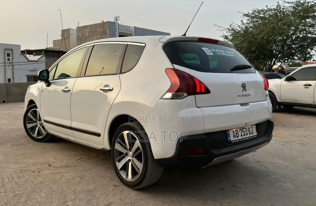 PEUGEOT 3008 2015 Blanc