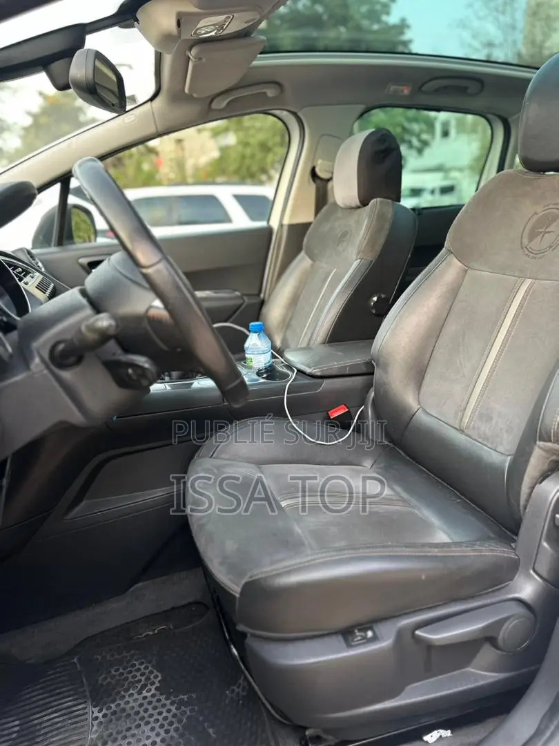 PEUGEOT 3008 2015 Blanc