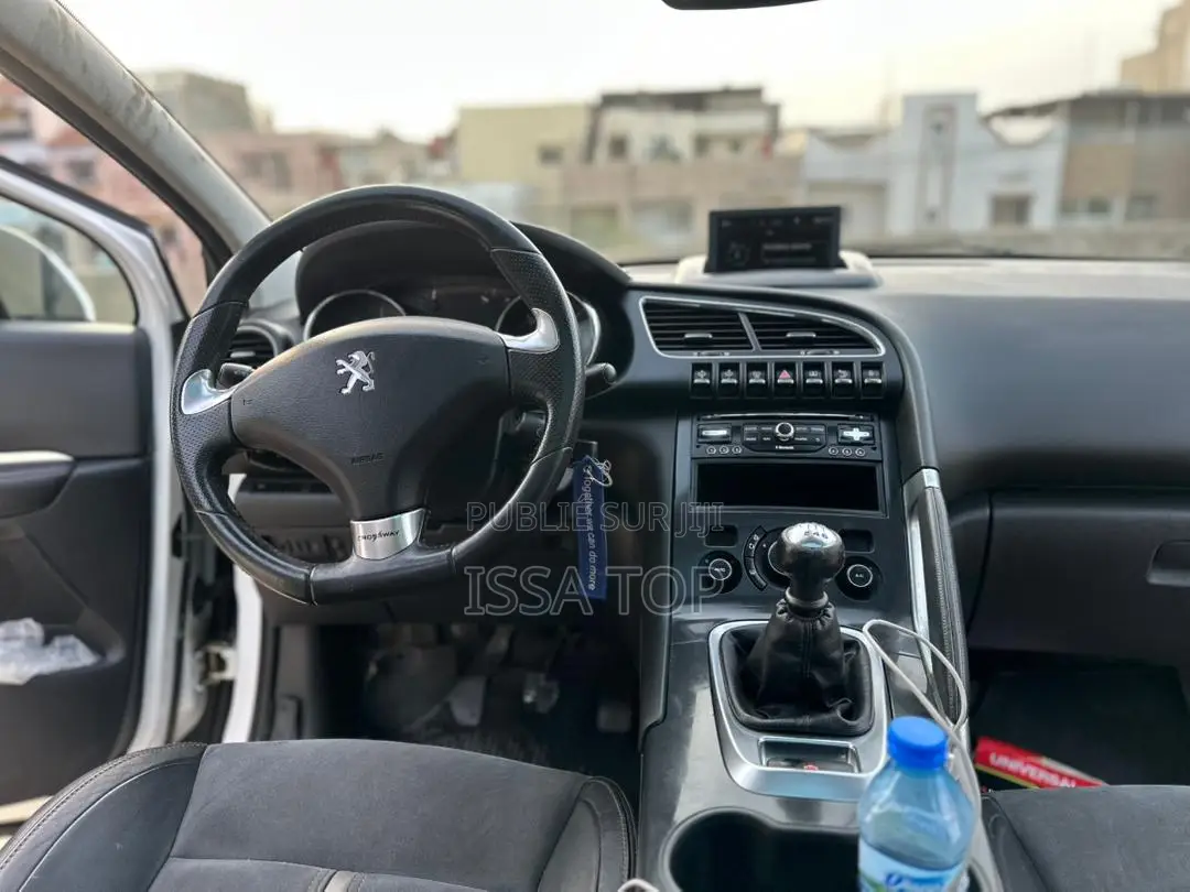 PEUGEOT 3008 2015 Blanc
