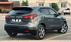 Nissan Qashqai 2018 Gris