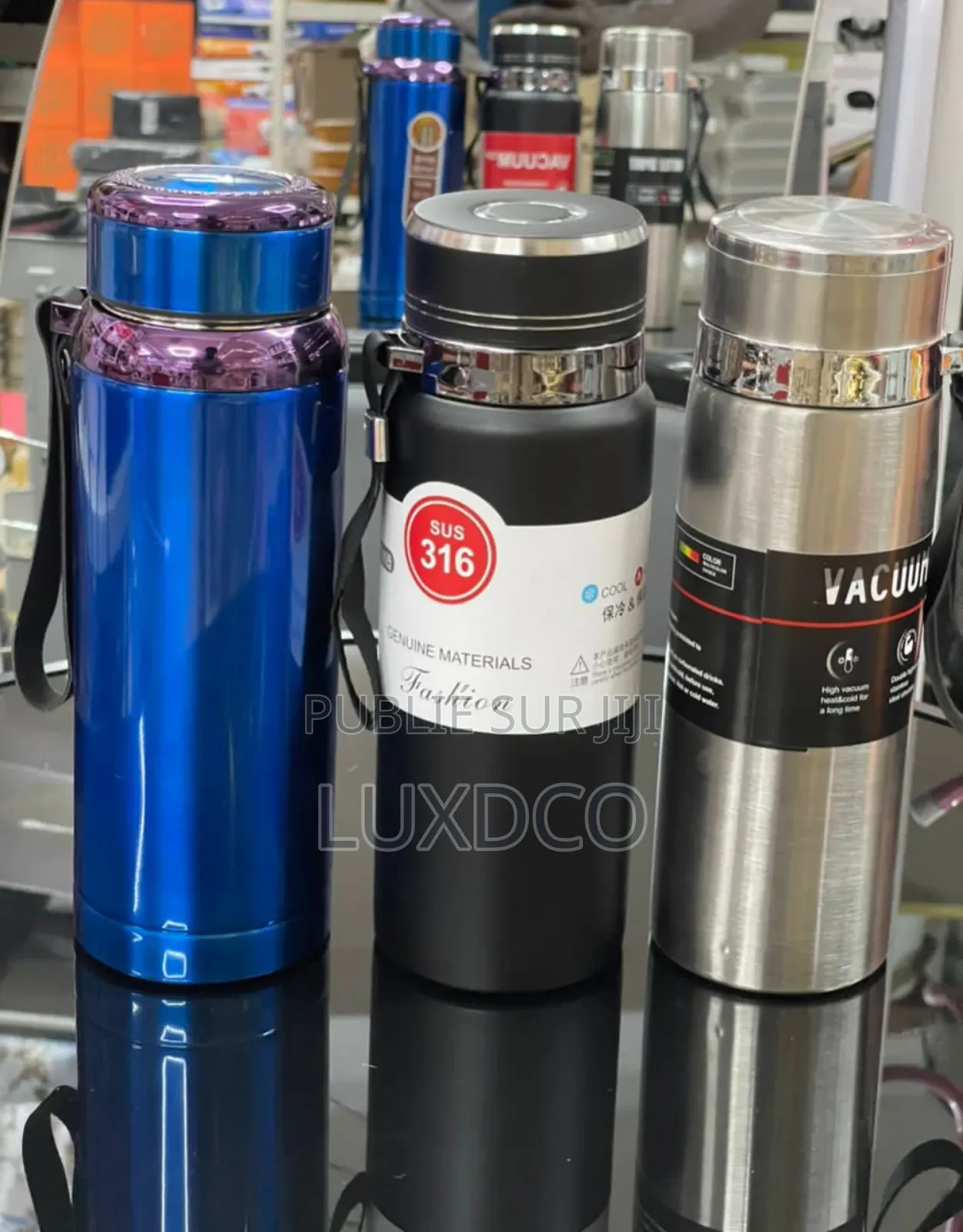 Thermousse d'Eau À Double Isolation en Acier Inoxydable.