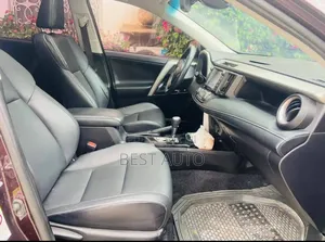 Toyota RAV4 2018 Noir