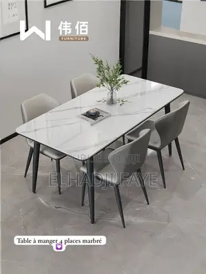 Photo - Table À Manger