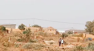 Parcelle De 225 M2 À Gandoul