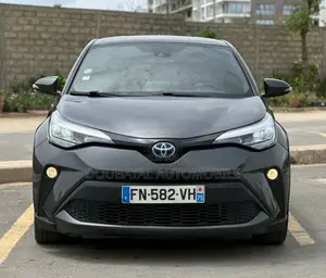Photo - Toyota C-HR 2019 Gris