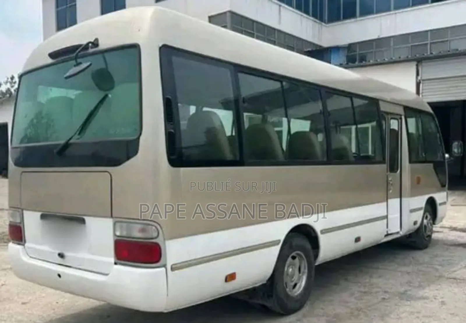 Location Bus Toyota Coaster 23 Et 29 Places